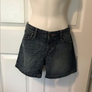 Women’s Distressed Old Navy Jean Shorts